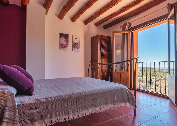 Rural La Sal * Naval